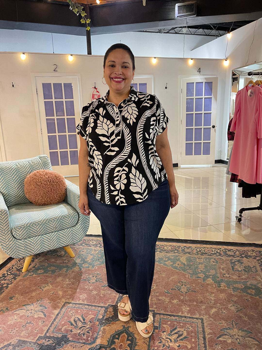 Lauraly Short Sleeve Blouse