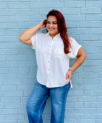 Catch Airflow with Gali Top- White