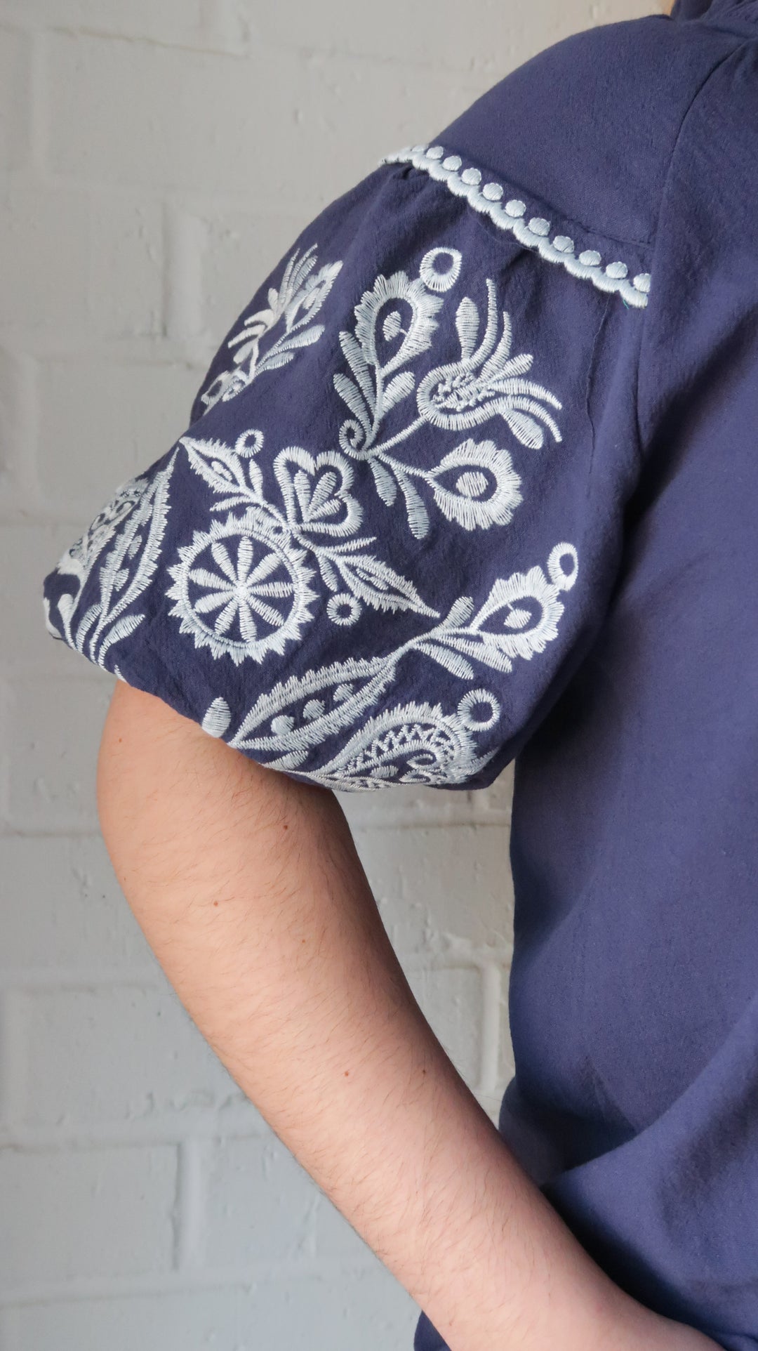 Day Dream Embroidered Top- Navy