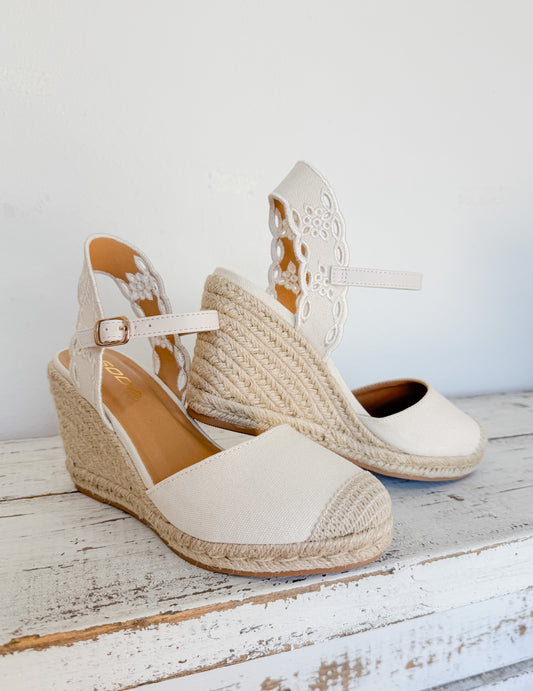 Coquette Wedge