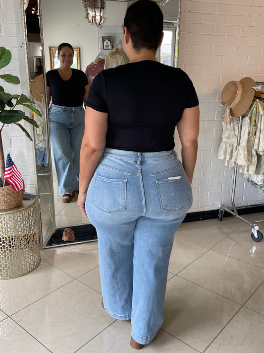 Brittney High Waisted Denim - Light Wash