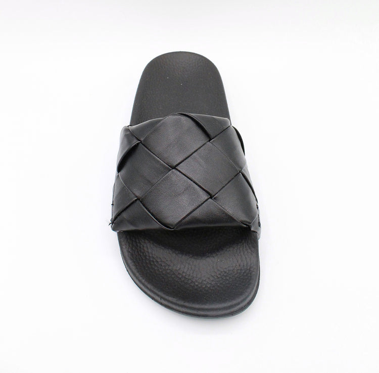 Slide into Spring Sandals - Black - Shop 112